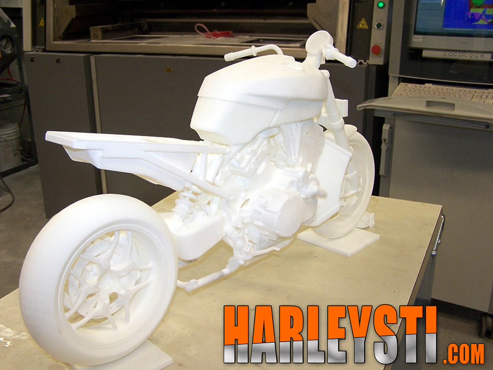 Voci sulla riapertura del progetto Overlord basato sul motore V4 Harley Davidson