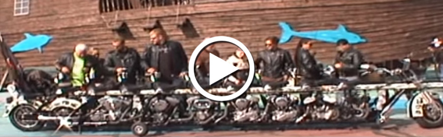 La Harley Davidson con 7 motori di 7 generazioni diverse, un museo viaggiante.